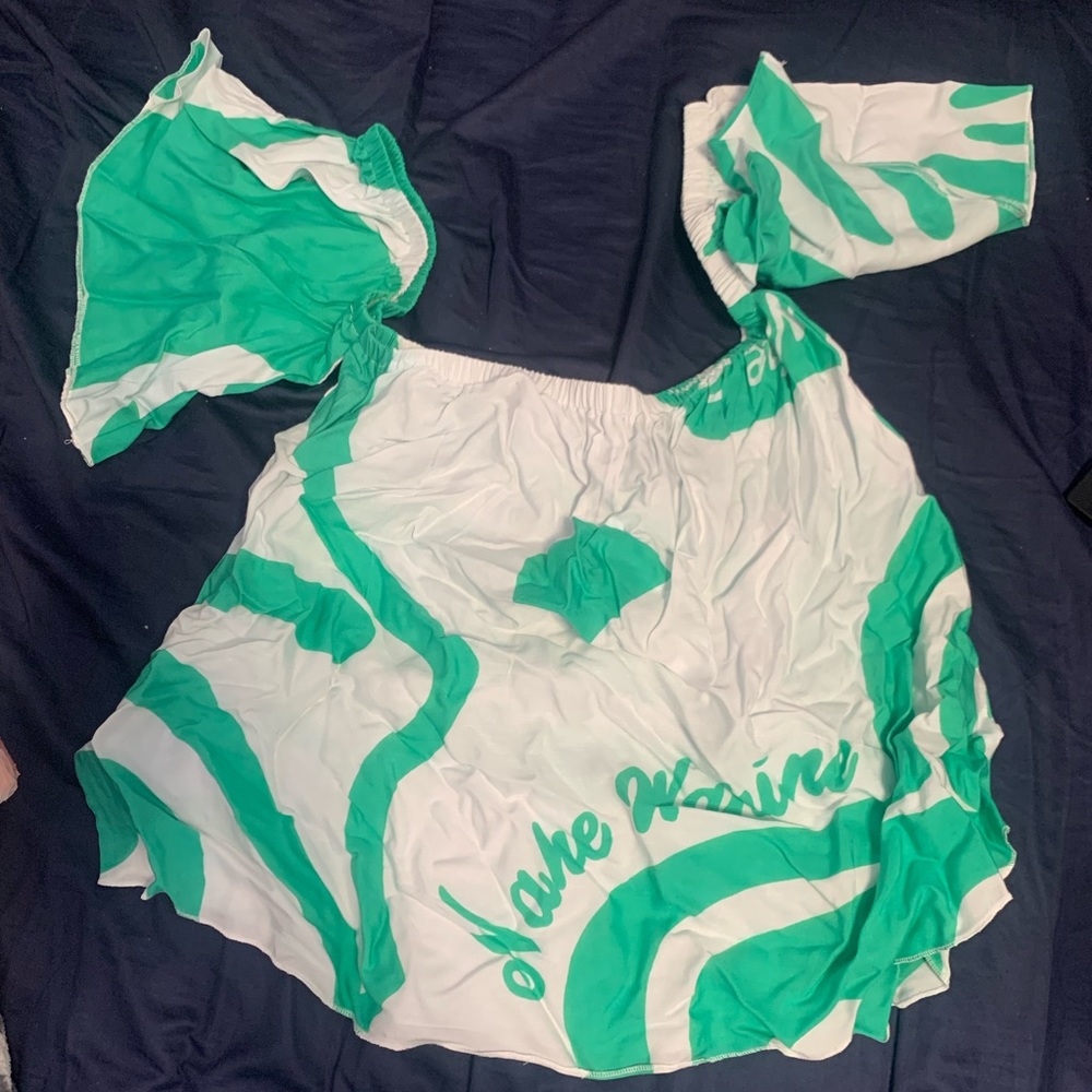 Womens Hawaiian off the shoulder shirt